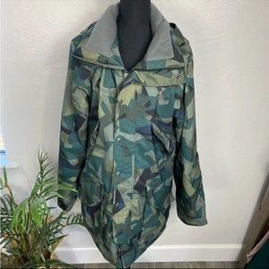 Rare Mens Spyder Thompson Camo Print Jacket